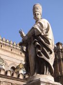 Statue outside Cathedral, Palermo