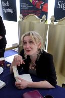 Cressida Cowell / How to Train Your Dragon