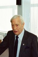 Freddie Young / cinematographer