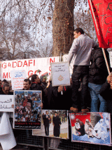 Tony Blair shoulder to shoulder with Gaddafi 